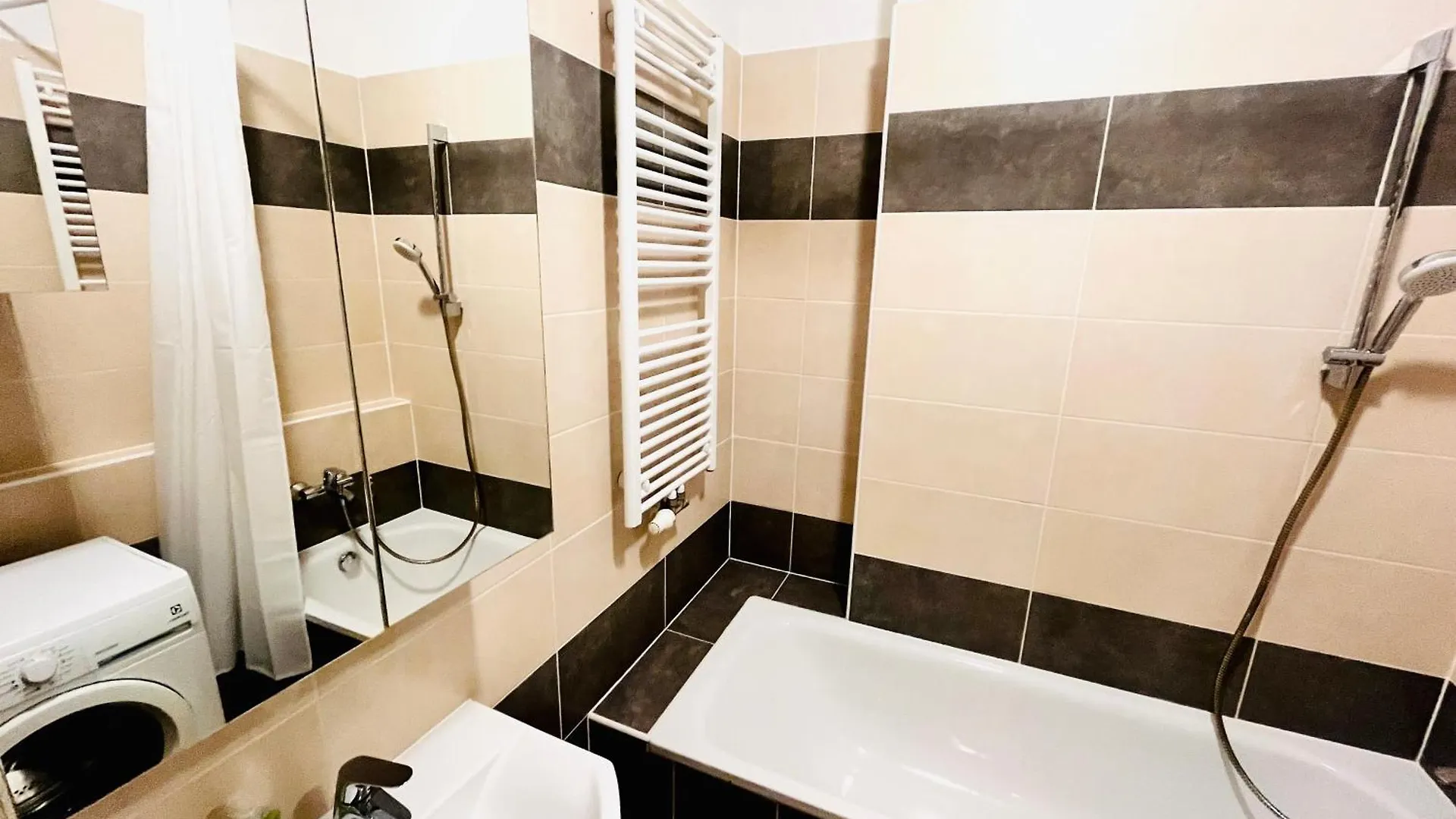 Corvin Luxury Apartment For Groups And Families 布达佩斯